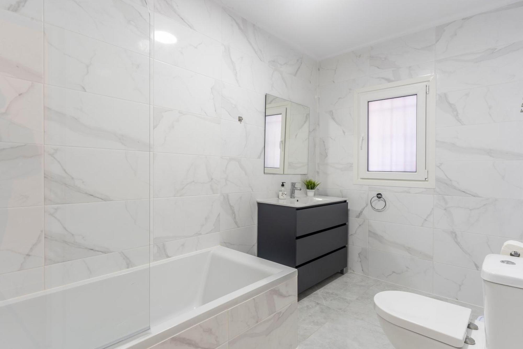 Beautiful 5 Bedroom Villa, Sea Views, Private Pool, Estepona Newly Refurbished Exteriör bild